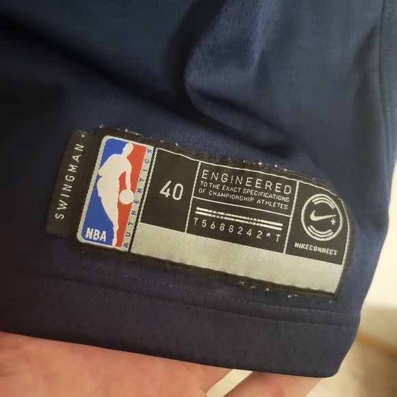 Towns Jersey - Picture 4 of 4